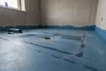 Étanchéité salle de bain sur plancher bois : les solutions